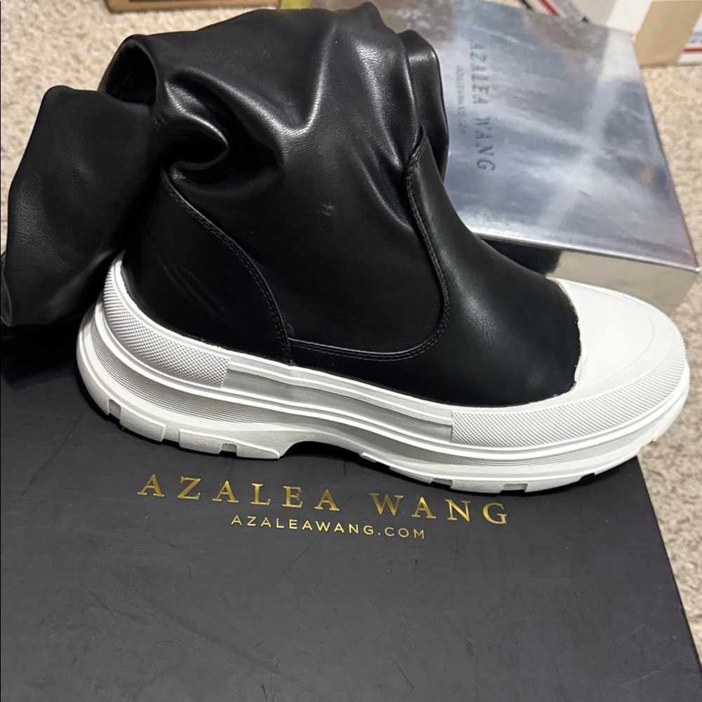 Azalea Wang Black and White Women's Sneakers